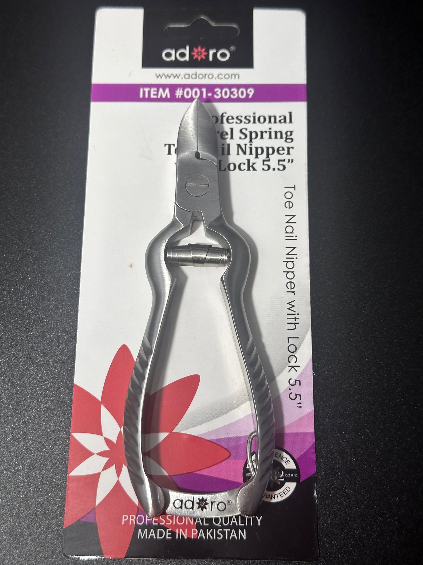 Toe Nipper with lock