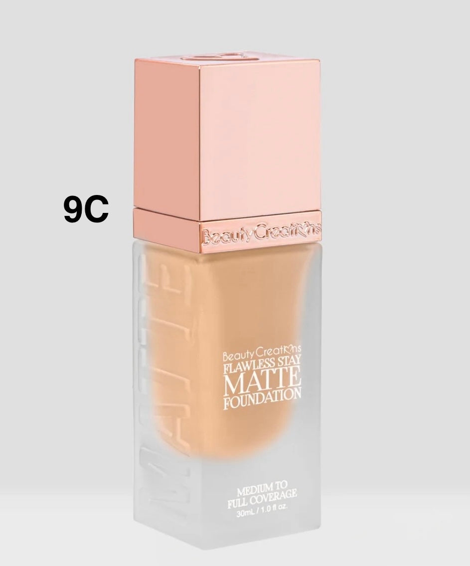 FLAWLESS STAY MATTE FOUNDATION