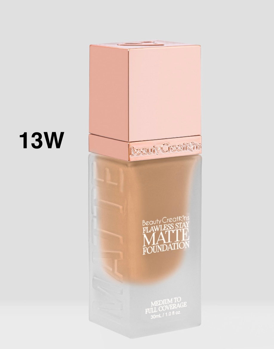 FLAWLESS STAY MATTE FOUNDATION