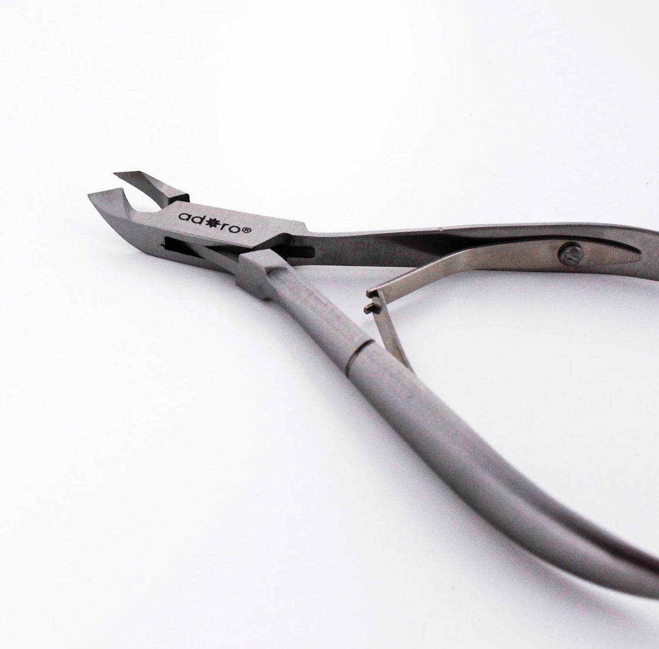 CUTICLE NIPPER 1/2 JAW.
