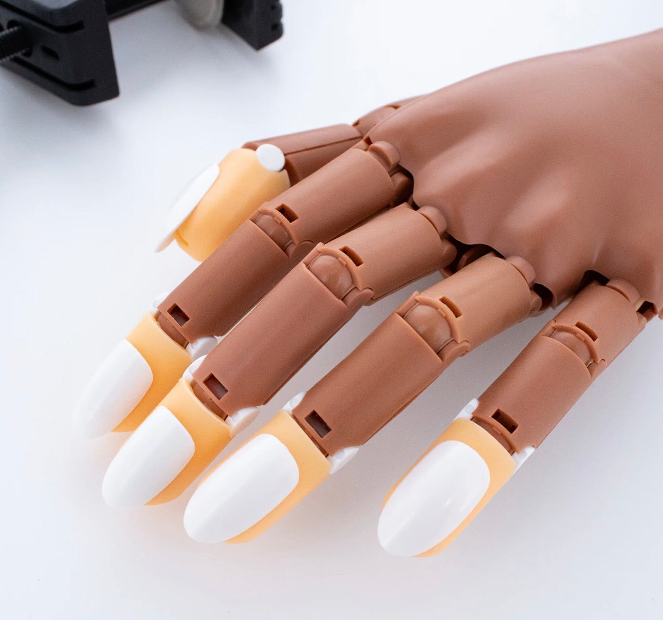 FLEXI FIT : NAIL HAND TRAINER.