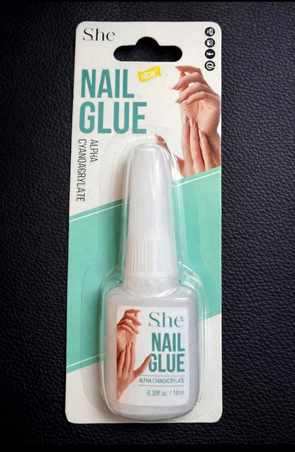 SHE NAIL GLUE