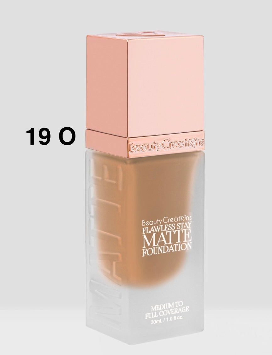 FLAWLESS STAY MATTE FOUNDATION