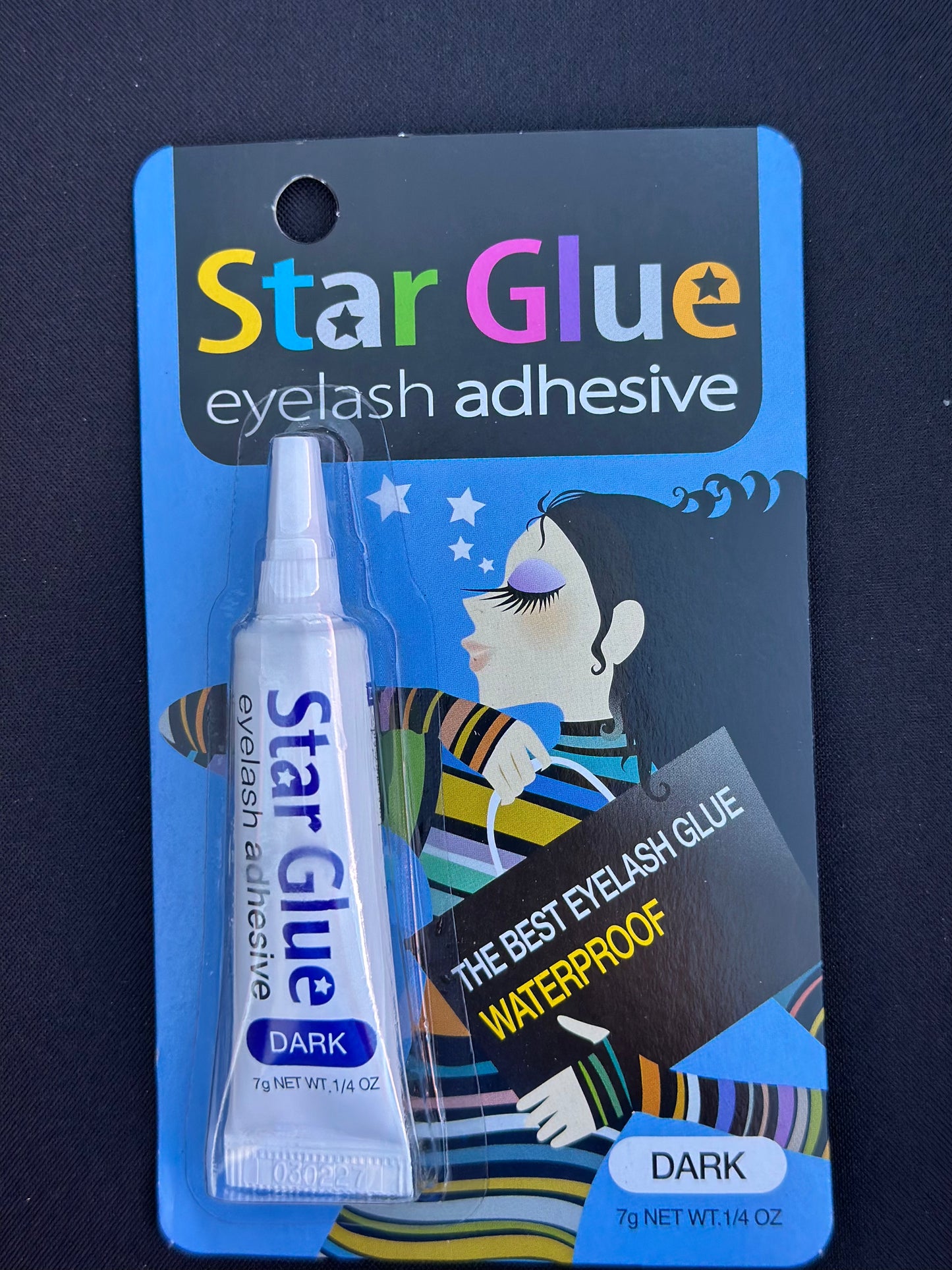 Star glue eyelash adhesive .