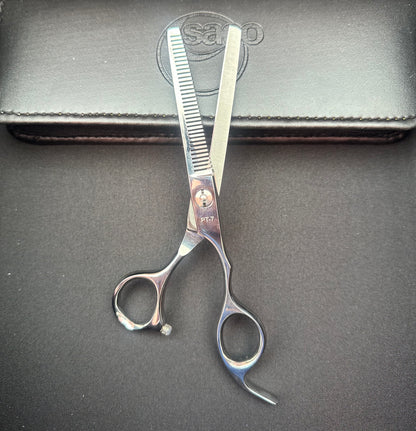 Barber Texturizing Shears.