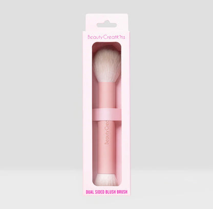 DUAL SIDED BLUSH BRUSH.